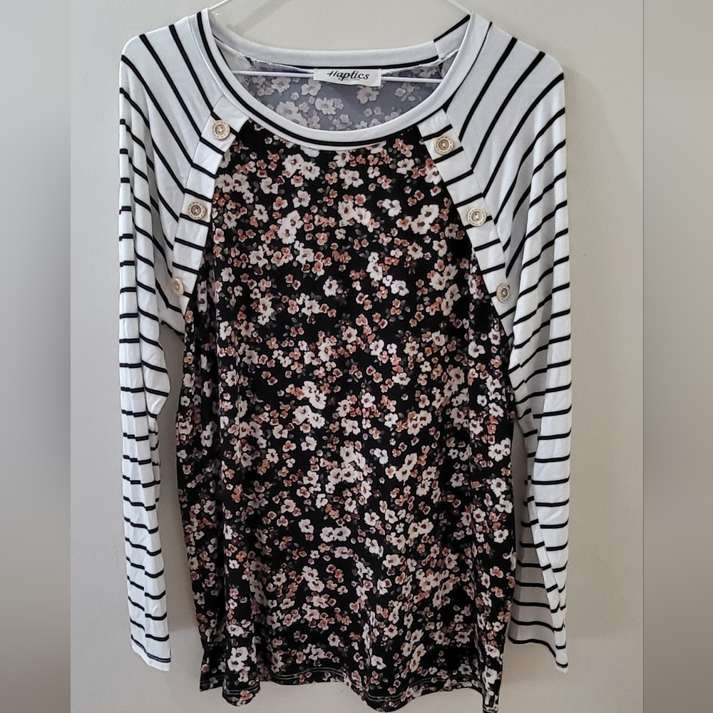 HAPTICS by HOLLY HARPER NWOT Small/Medium